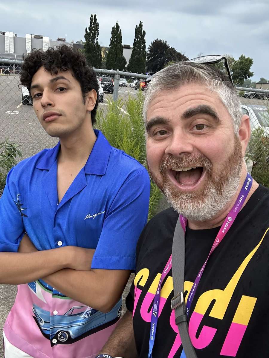 Discover Crypto tweet media