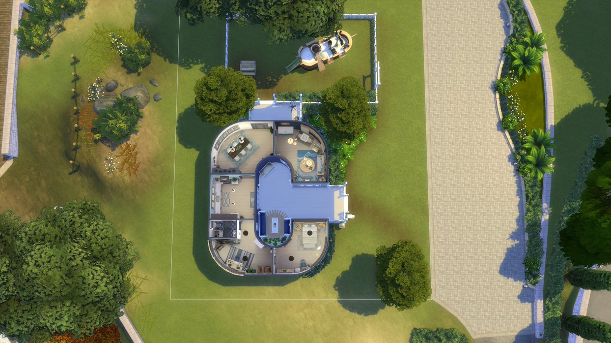 NovakBones's tweet photo. "C" is for Coastal! This was so fun. I don't use curved walls ever so it was a nice change of pace #ShowUsYourBuilds  #alphabetbuildchallenge https://t.co/HLFJgro3bU