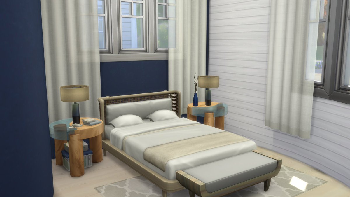 NovakBones's tweet photo. "C" is for Coastal! This was so fun. I don't use curved walls ever so it was a nice change of pace #ShowUsYourBuilds  #alphabetbuildchallenge https://t.co/HLFJgro3bU