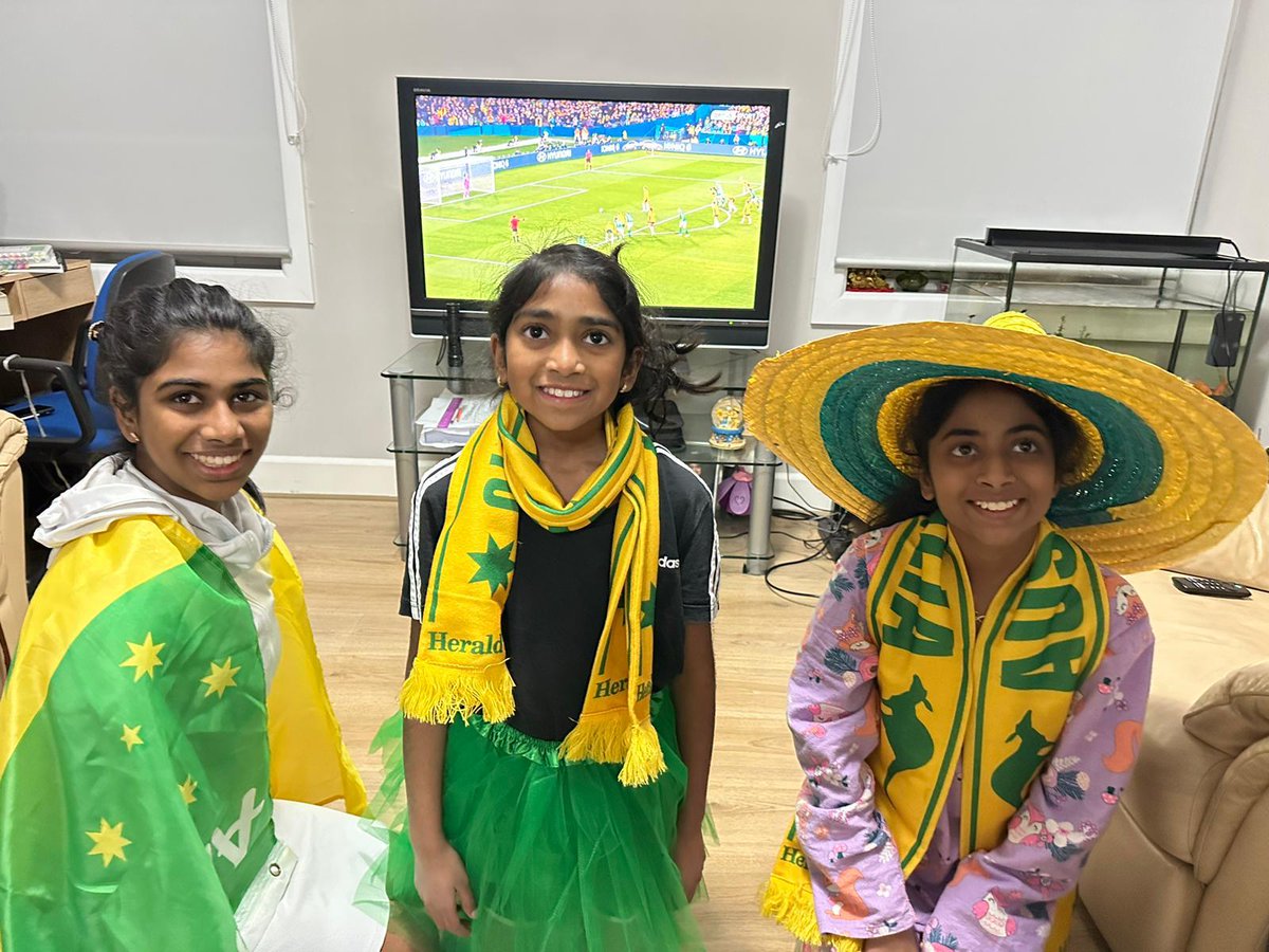 neil_para's tweet photo. Neil is resting in Albury today, but back home, in Ballaarat, Neil’s daughters Nivash, Kartie and Nive are on the edge of their seats waiting for the Matilda’s record-breaking semi-final tonight.
Doesn’t every child deserve to dream big? @TheMatildas #gomatildas #tillytime https://t.co/tqTjH77XkP
