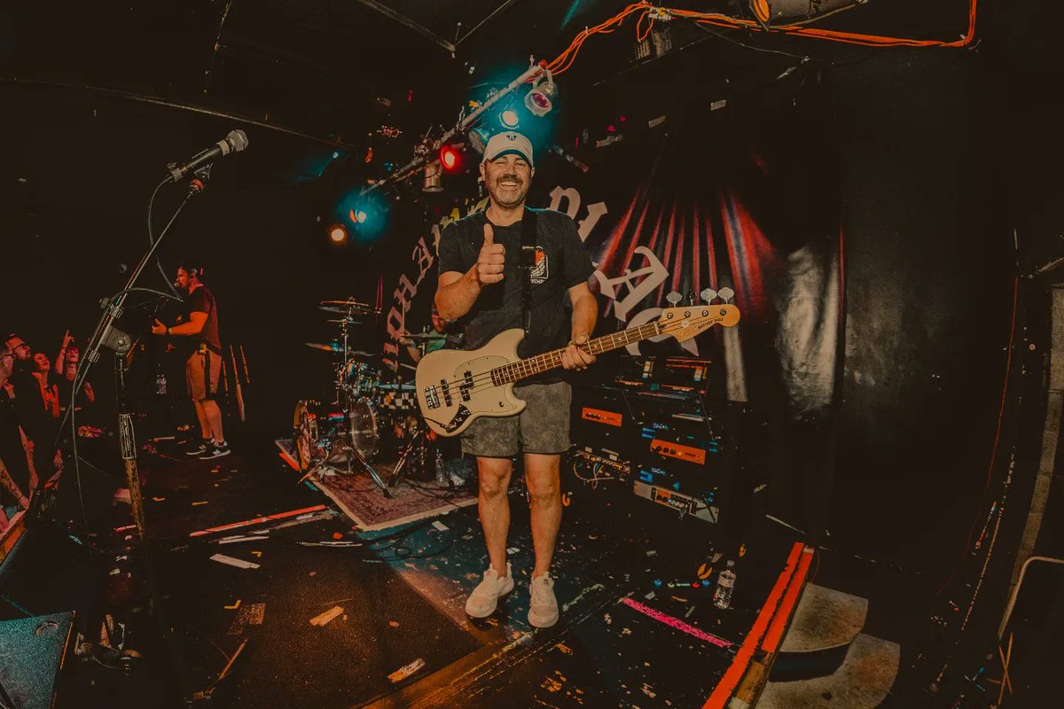 BUFFALO - SICK SHOW &amp; SICK WINGS. Thanks for coming out! 

📸 <a href="/BillCardella/">Bill Cardella</a>