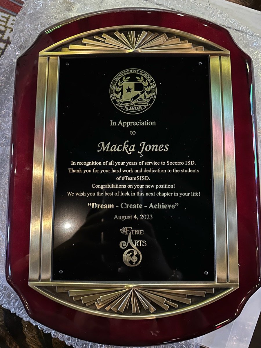 MJones_ADM's tweet photo. Thank you SISD for the opportunity to hone my skills as an educator. I will take my new position knowing I'm prepared for this next path of my career journey. Thank you to the city of EP for giving me another place I can always call home. #NewBeginnings #dreamcreateachieve https://t.co/gku0WTkTZt