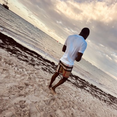 O5tlyz's tweet photo. #NewProfilePic https://t.co/FLIoJslgGw