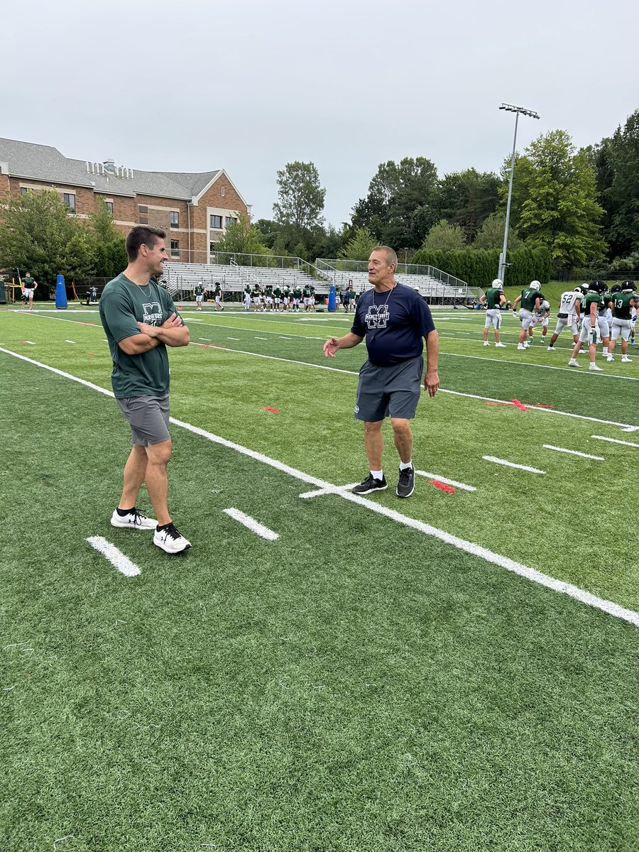 MercyhurstFB's tweet photo. Laker Nation!

We can’t thank our @HurstAlumni @wild_ian enough for spending a couple days with us during fall camp! 

Thank you for sharing your knowledge, experience, and pride of @MercyhurstFB!!

#LsUpAnchorDown☘️⚓️ https://t.co/bZQbjfunaq