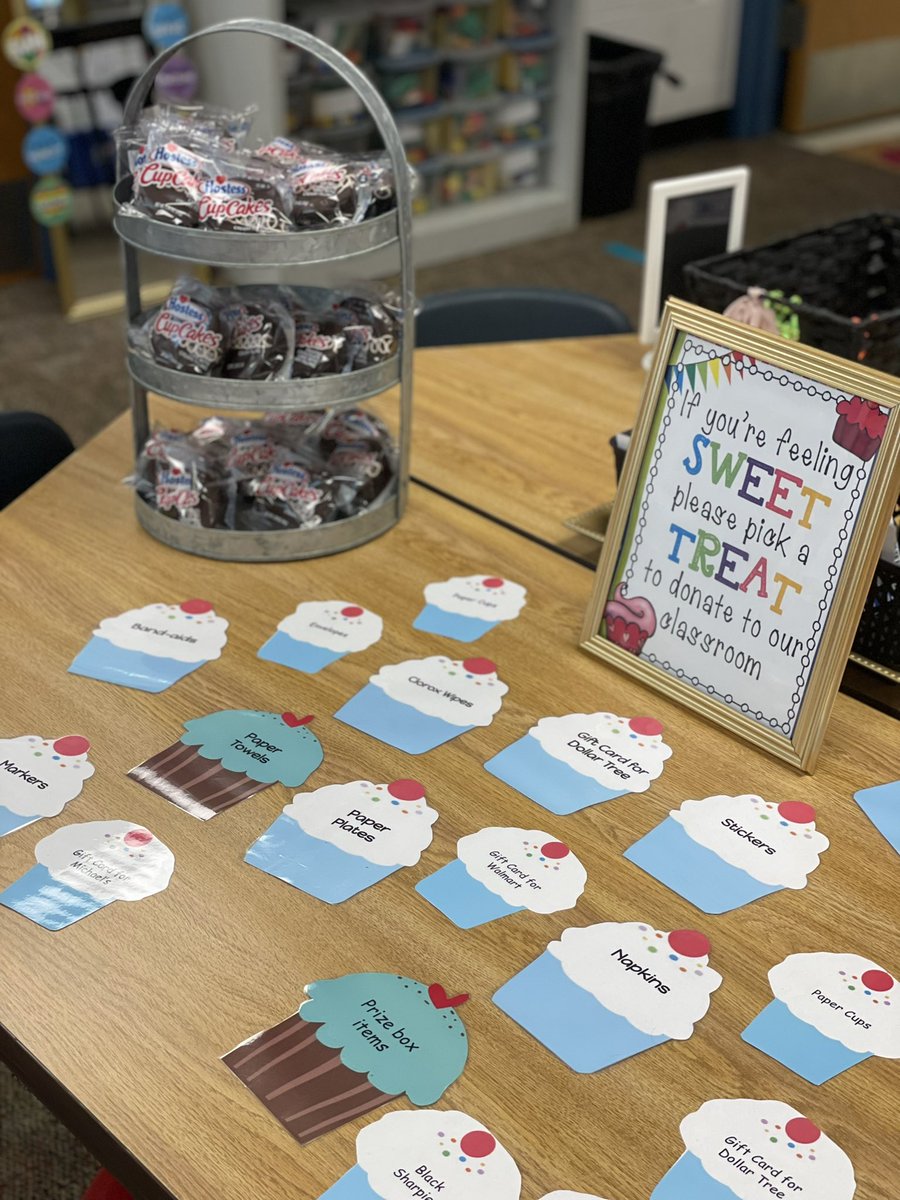 marnellandrea29's tweet photo. Today I got to meet most of my first graders at supply drop off. Tomorrow is the big day! I can’t wait! @VV_Voyagers #fabulousfirsties #supplydropoff #itsgoingtobeagreatyear https://t.co/O6udBEQU5W