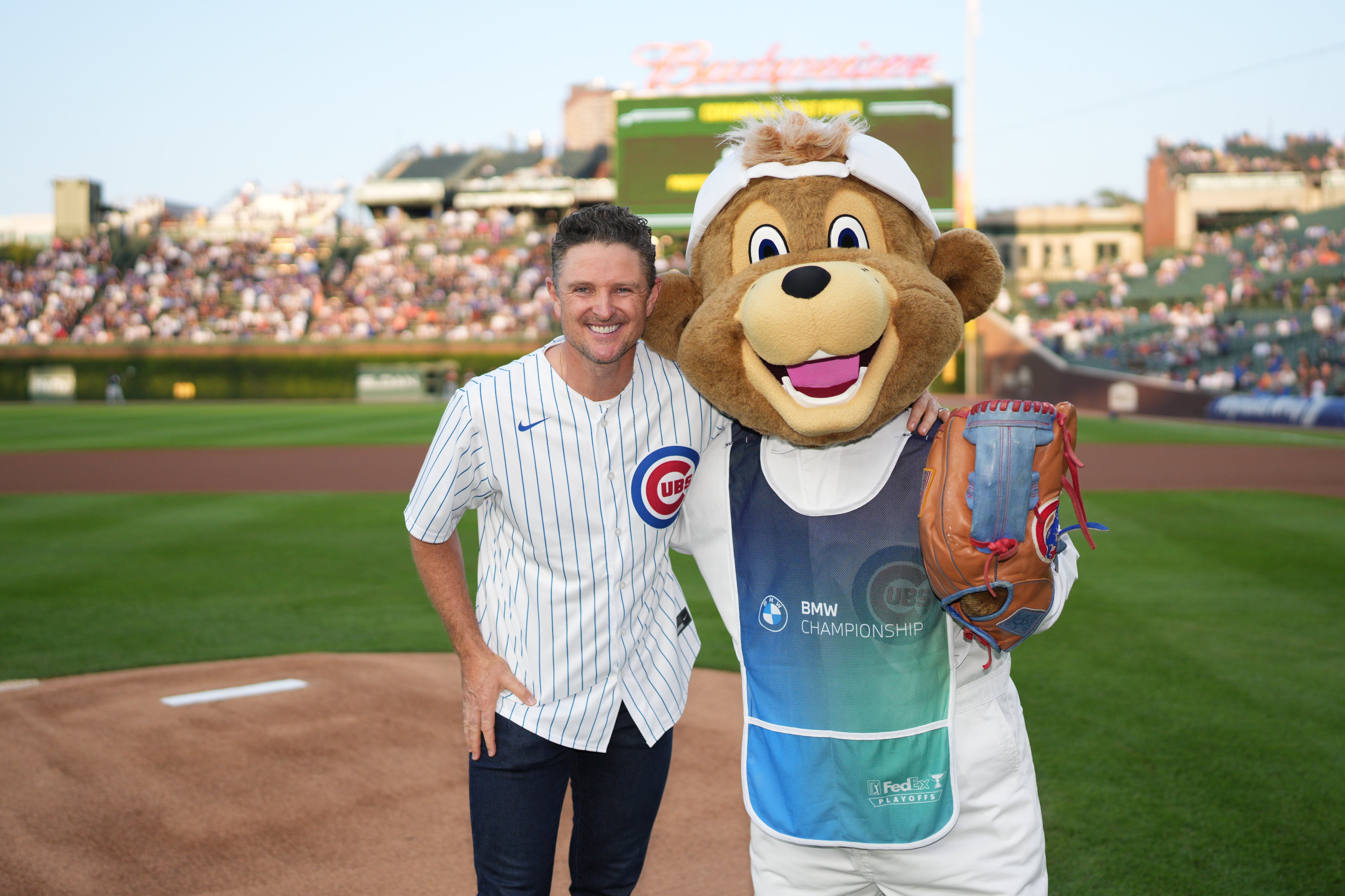 Clark the Cub is Ready for Baseball 