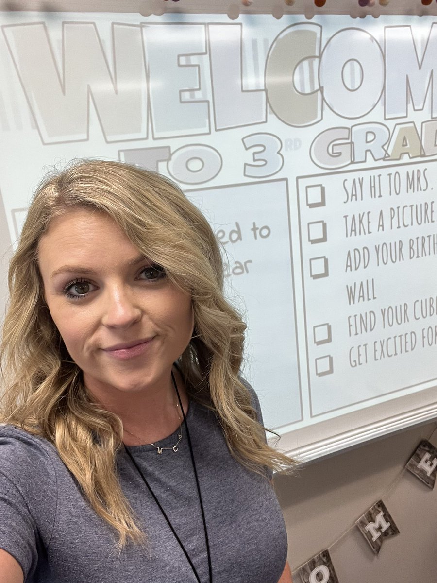 Amanda Roades tweet media