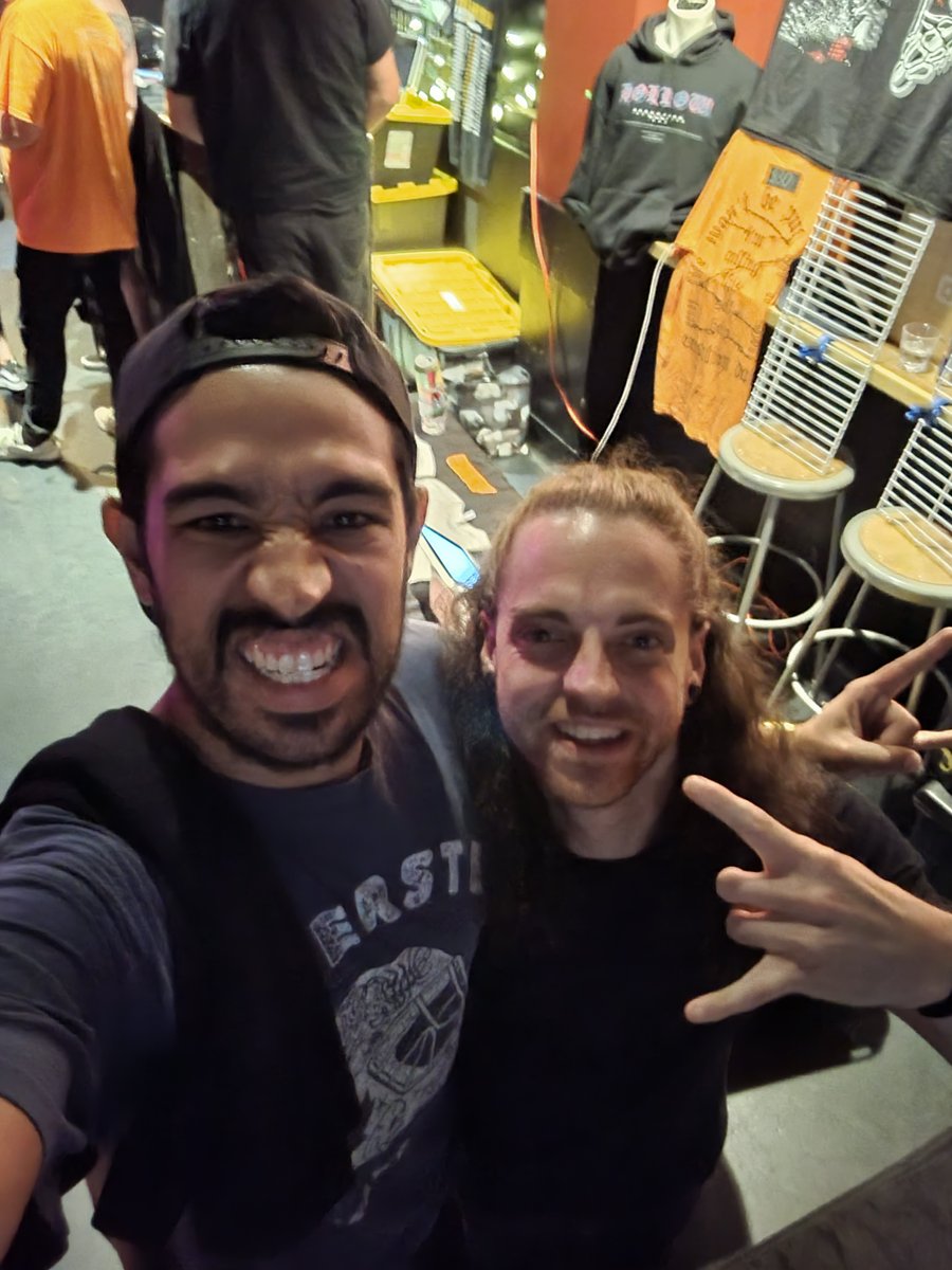 Phil Marques tweet media