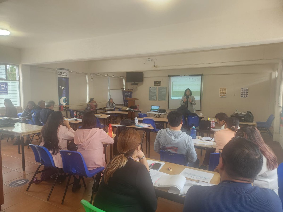 EPO_190's tweet photo. El día de hoy elaboramos FODA e identificamos necesidades prioritarias del PMC 2023-2024, con los docentes del turno vespertino. #JornadaDeAcompañamiento #FaseIntensiva #SegundoDía #Soy190
@geramonro05
@Israeljeronimol
@hectorhesilva
@HectorUlisesCG1
@Bg031Ze https://t.co/pEOpbuoI33