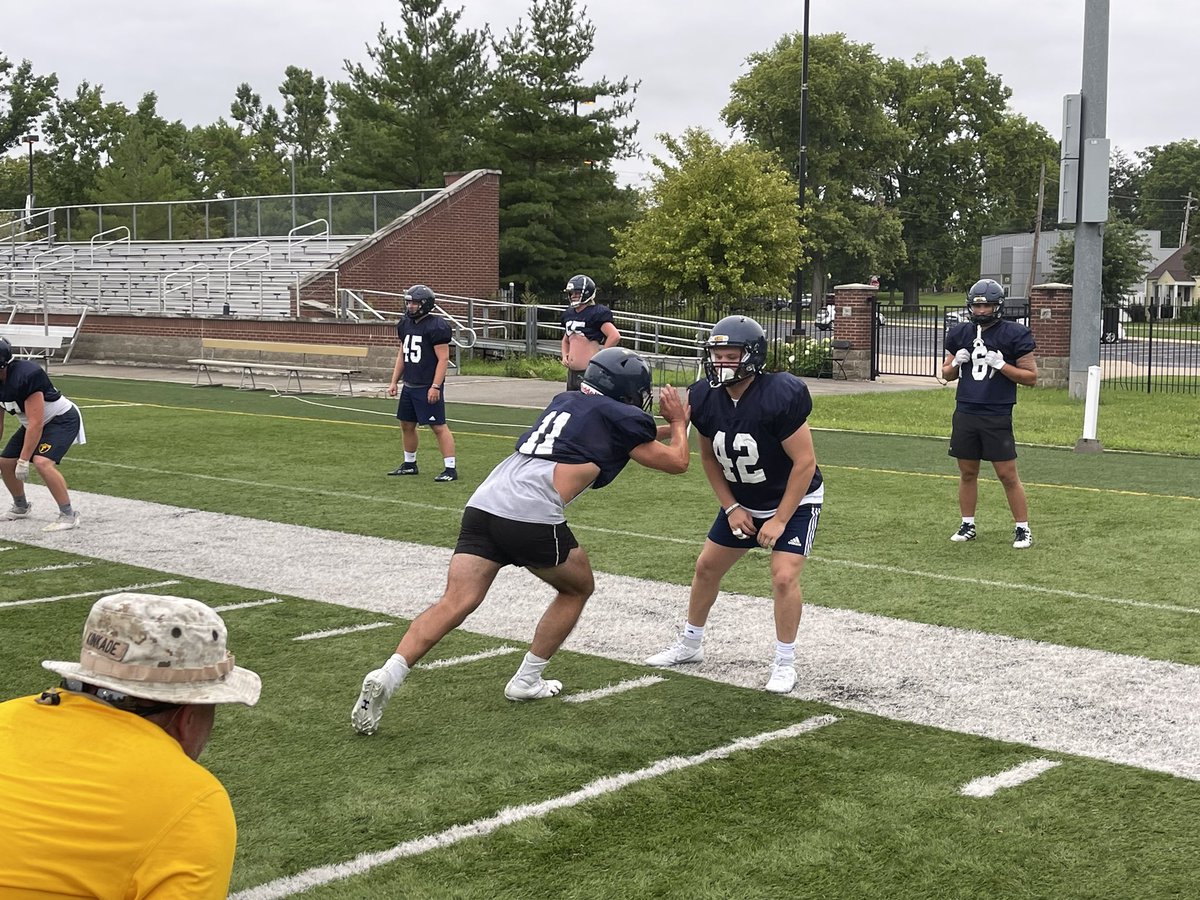 FCGrizFootball's tweet photo. Today we featured Coach Kinkade and the LBs! They got great work in on disrupting blocks and finishing! 
#BuildingChampions https://t.co/xJtjyhlrHc