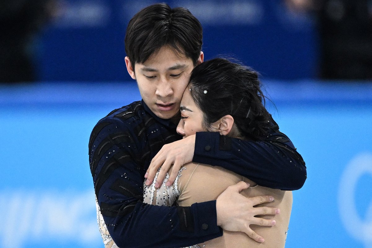 CGTNSportsScene's tweet photo. 🇨🇳China's pair skating Olympic champion #HanCong announced that he will skip all competitions of the current Olympic cycle because of injury
⛸️It means Han & his partner #SuiWenjing will not be able to defend their Olympic title at #MilanoCortina2026
#figureskating @fsonline https://t.co/1EFh80zcbh
