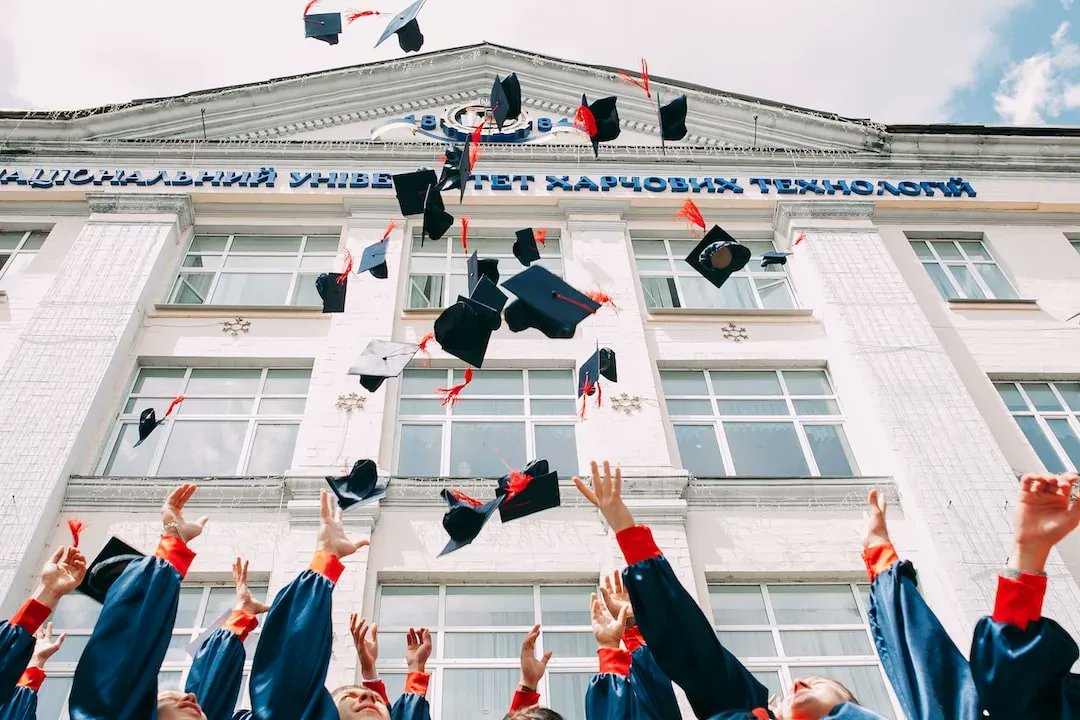 2023 ASAPbio Fellows are investigating the current role of #preprints in the graduation requirements at scientific institutions worldwide. 

Help us by participating in 10 min survey (available in English, French, Portuguese, Spanish, and Polish).

buff.ly/44dpij7