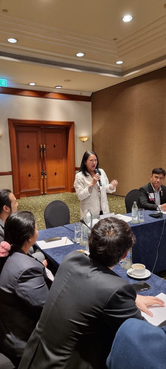 pacopadrenda's tweet photo. Présentation ARIDA à swisshotel concorde Bangkok https://t.co/2A79i327l0