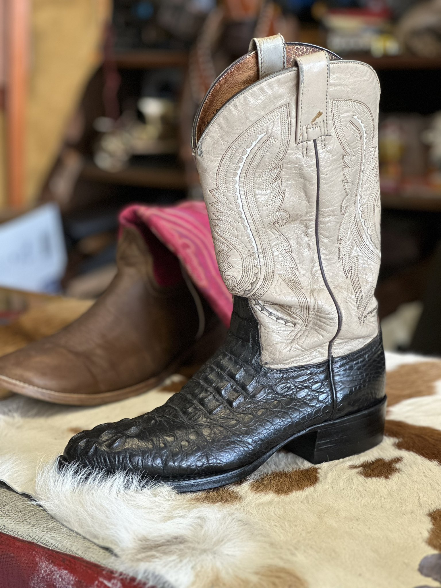 Update 126+ texas shoe repair best kenmei.edu.vn