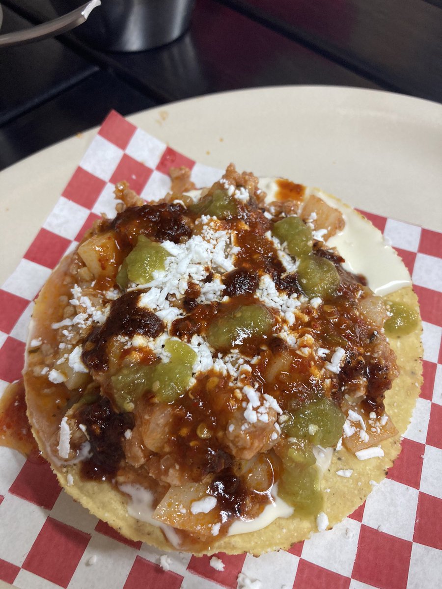 CDMXGringo's tweet image. Un lugar excelente por antojitos clasicos en Constitucion de 1917 (Iztapalapa), Lulu Comida Mexicana

Me encantan sus salsas tambien!!

#huarache #tostada #QueRico

maps.app.goo.gl/spCSsgFqbRqQGx…