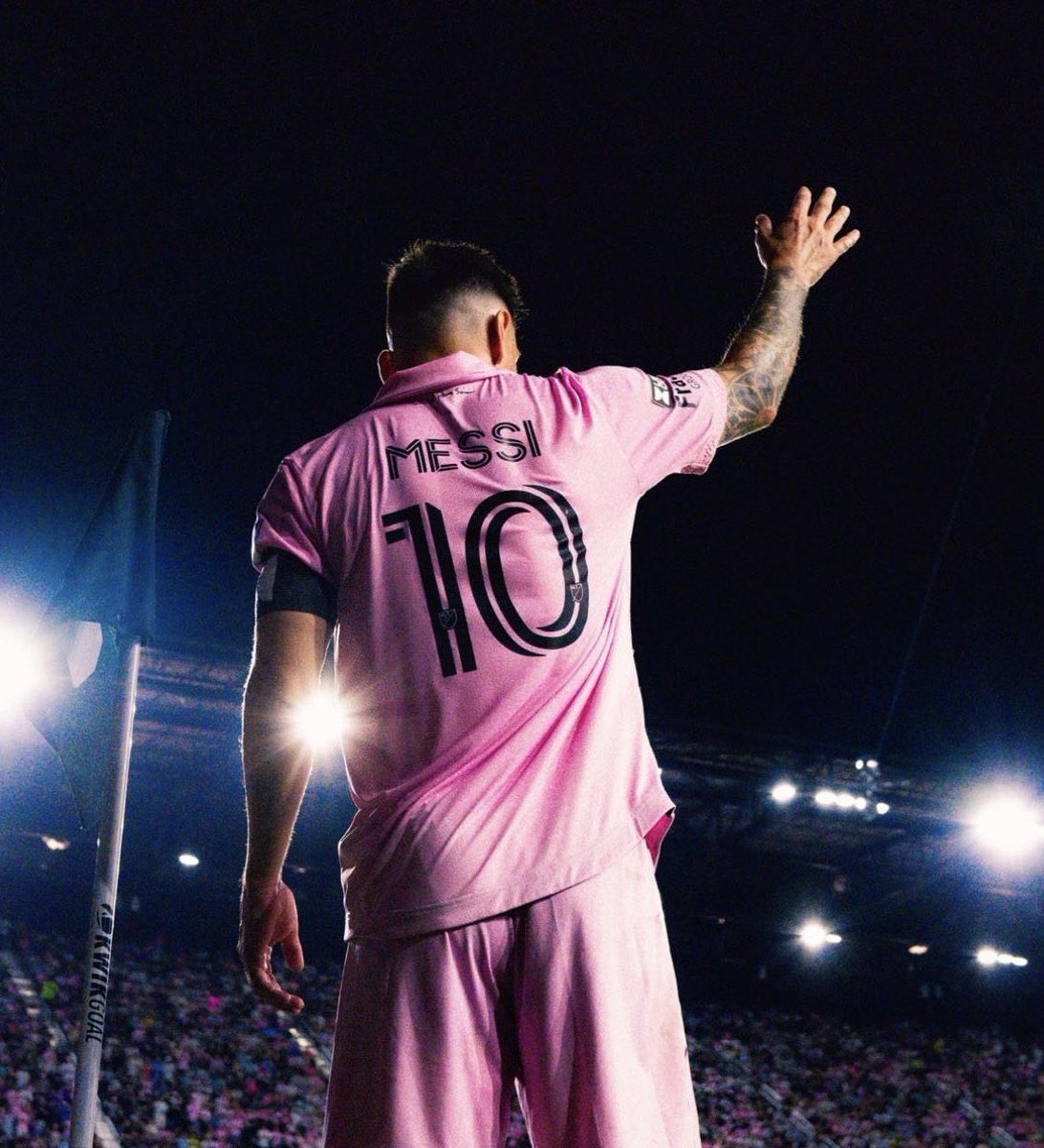 FCB_ACEE's tweet photo. 🚨🚨 No Messi fan should have less than 1000 followers: Reply under this tweet and follow everyone who likes your tweet! 🐐 https://t.co/fFifqlce76