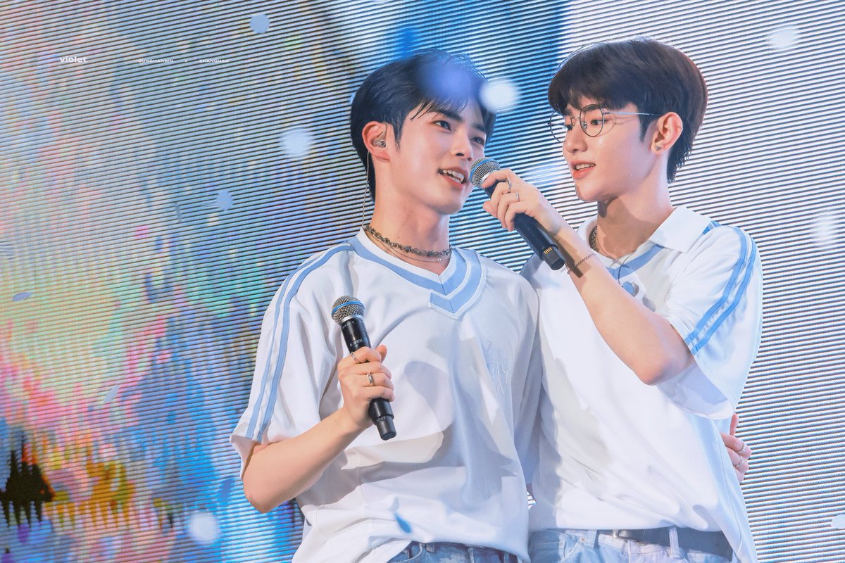 violet_sxz's tweet photo. 230815

둘이 진짜 예뻐서 정말 꿈이같네🩵💙🤍

#ZEROBASEONE #ZB1 #제로베이원
#장하오 #성한빈 #센터즈
#ZHANGHAO #SUNGHANBIN https://t.co/rhjTzo1Nrj