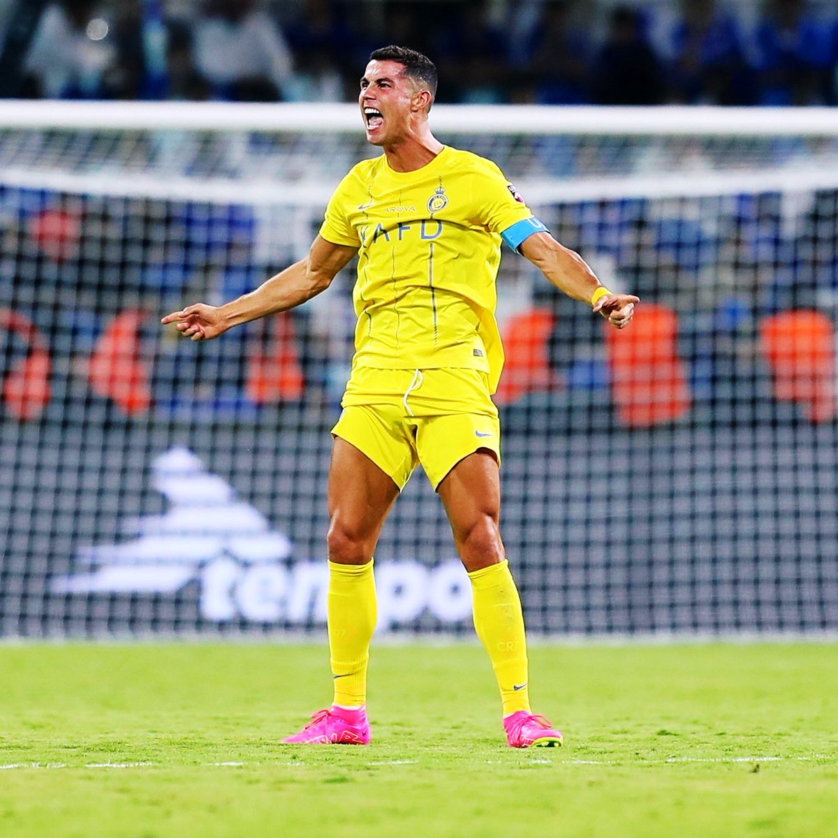 vini_ball's tweet photo. - Al Nassr never won Arab Club Champions Cup before Ronaldo joined

- Inter Miami never qualified for a cup final before Messi joined 

The two greatest players of all time, make sure to enjoy them while they're still playing 🐐🐐 https://t.co/lroAnG5qzU