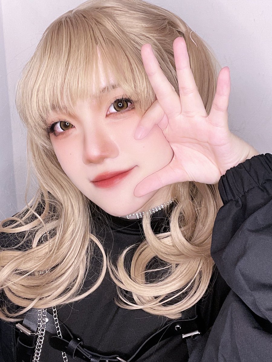 🫶

#にじさんじコスプレ
#シスタークレア
#sistercleaire https://t.co/JIXvERHef5