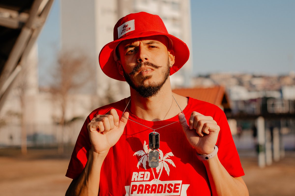 Hoje é um dia único, marque este dia em seu calendário, pois hoje é a estréia do produtor <a href="/kallendario/">𝗞𝗔𝗟𝗟𝗘𝗡𝗗𝗔𝗥𝗜𝗢 𝗠𝗨𝗦𝗜𝗖</a>  . Deixemos as brincadeiras de lado e vamos voltar nossas atenções para o que este produtor tem feito em seu estúdio.

Listen / Download: fanlink.to/RED144