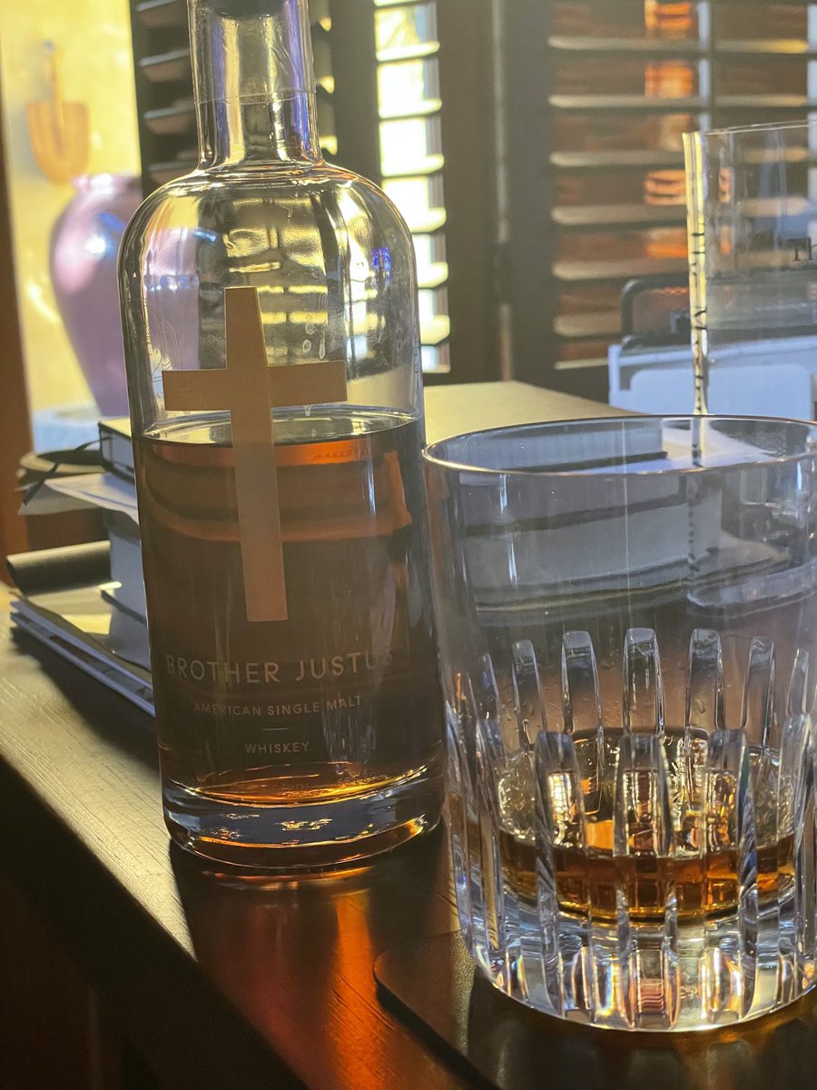 LeVar Burton tweet media