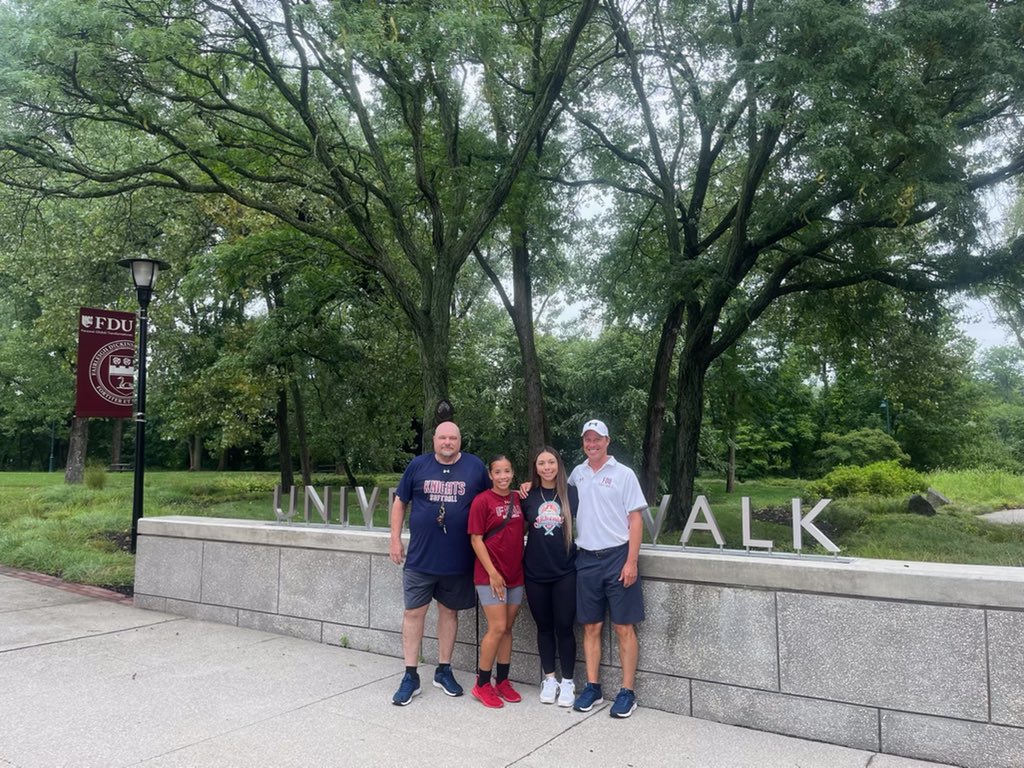 Thank you <a href="/CoachFoyeFDU/">Chris Foye</a> <a href="/CoachDCruz3/">Delanie Cruz</a> for the hospitality today! FDU has such a beautiful campus and the city of Teaneck is absolutely amazing!