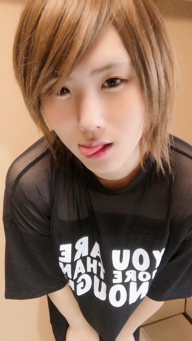 新しい服買いました☺️ https://t.co/4SsKkTECoW<a href="/tag/%E5%A5%B3%E8%A3%85"class="tags"><span>#女装</span></a>