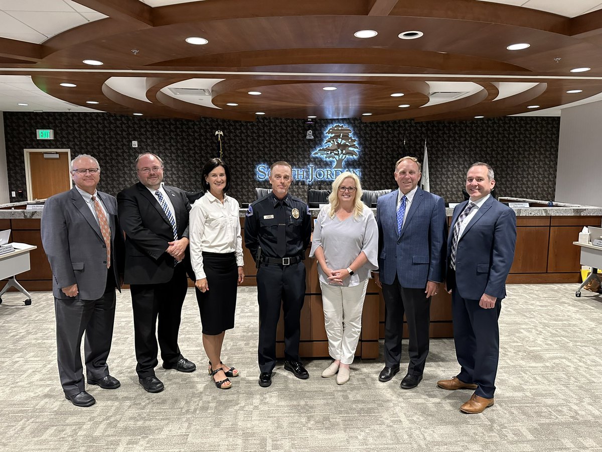 southjordancity's tweet photo. …Raymond Garrison as our new Public Works Director, and Rob Hansen as our new Deputy Police Chief. #WeAreSoJo #PromoteFromWithin #topworkplaces https://t.co/miCpJZArRU