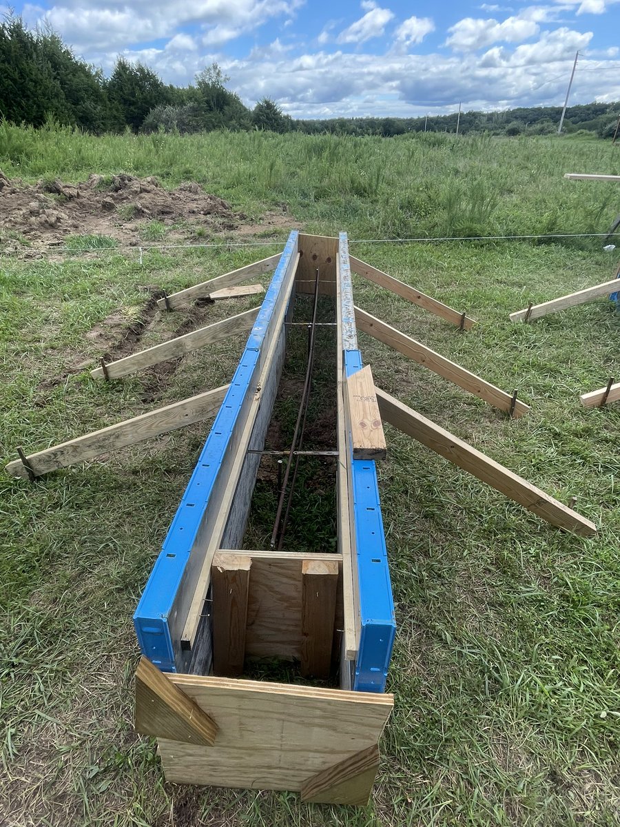 ZippoTrades's tweet photo. Finally after all the rain pouring some concrete tomorrow! 🔥❤️ https://t.co/o7a4u5joYR