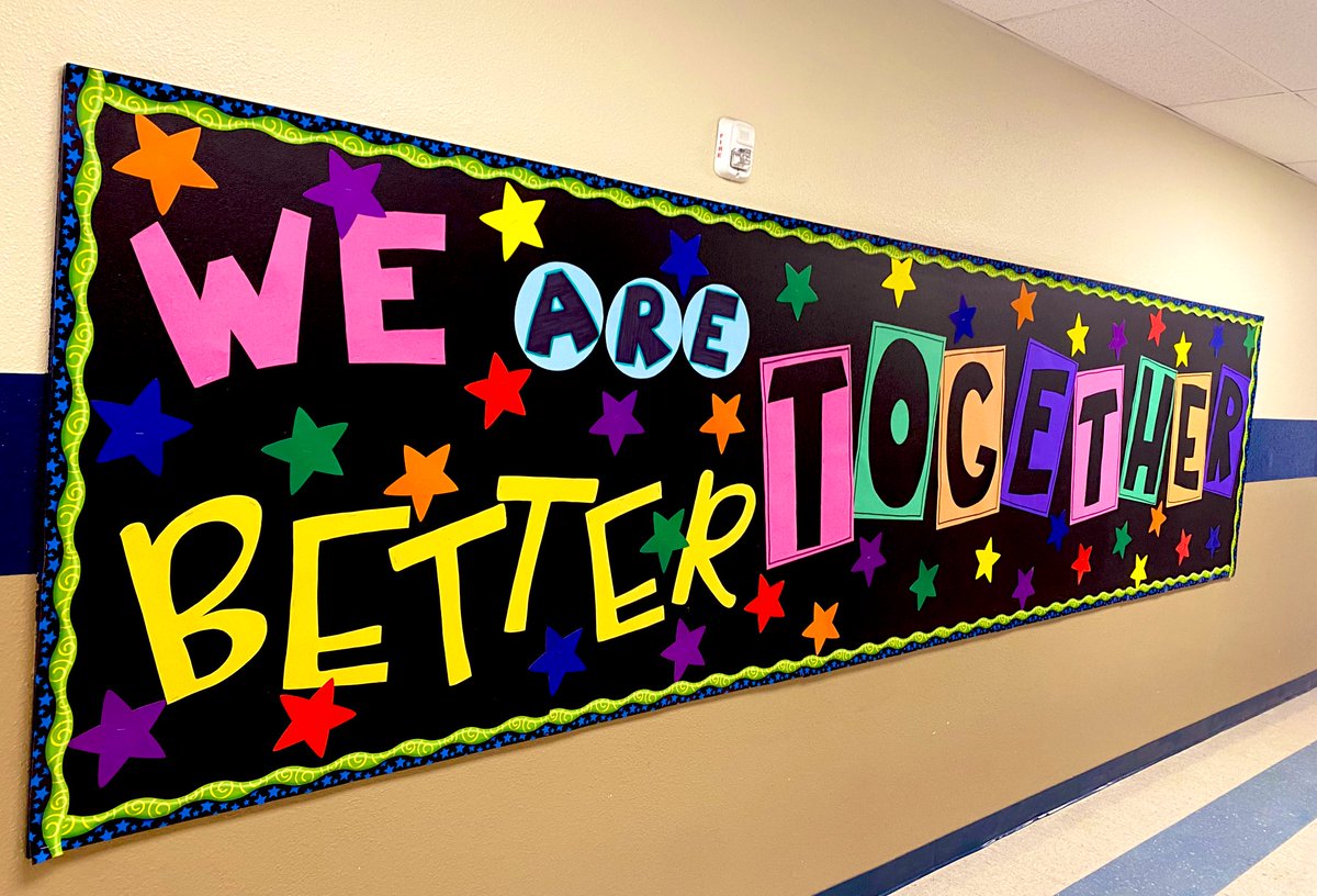 BiselvaOrtega's tweet photo. I absolutely love working with @KrisLeeMart and @earocha5. We had a vision and we made it happen. Looking forward to an amazing school year! #TeamHowsman #WeAreBetterTogether @NISDHowsman https://t.co/A51TKP6mGA