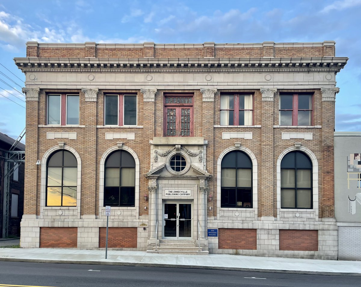 Midwest Modern tweet media