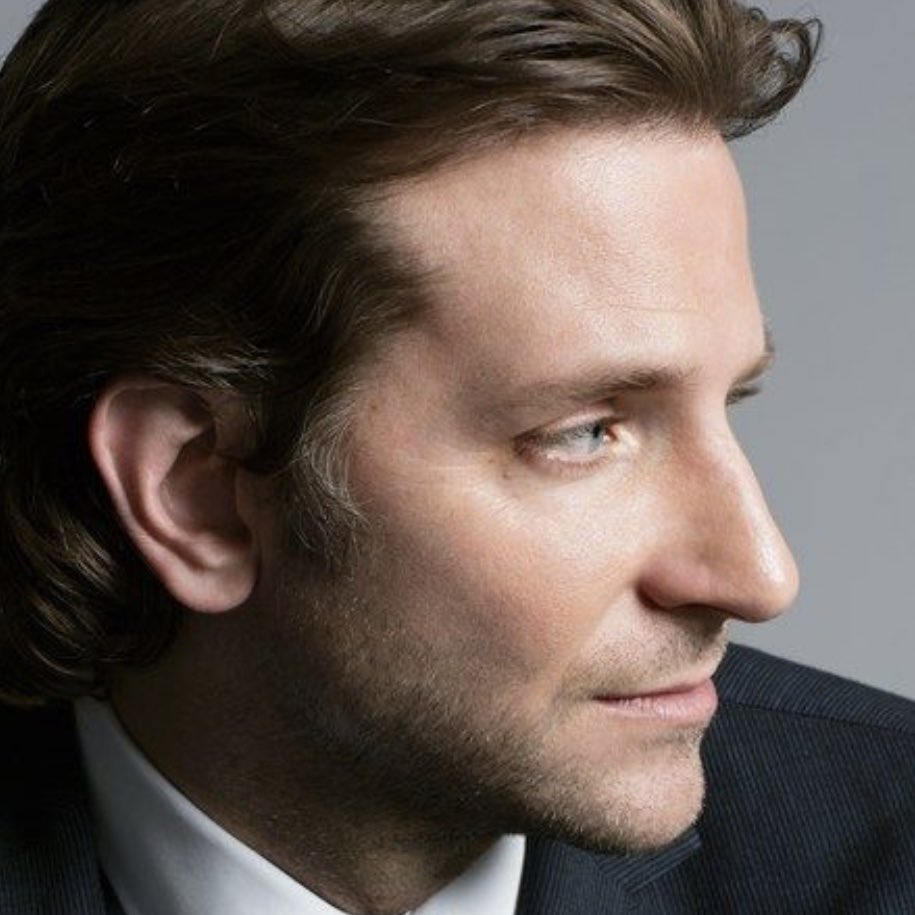gothspiderbitch's tweet photo. This feels especially sinister because Bradley Cooper’s nose is already the same shape and size, if not slightly larger, than Leonard Bernstein’s was. https://t.co/bnOLLFn6JT