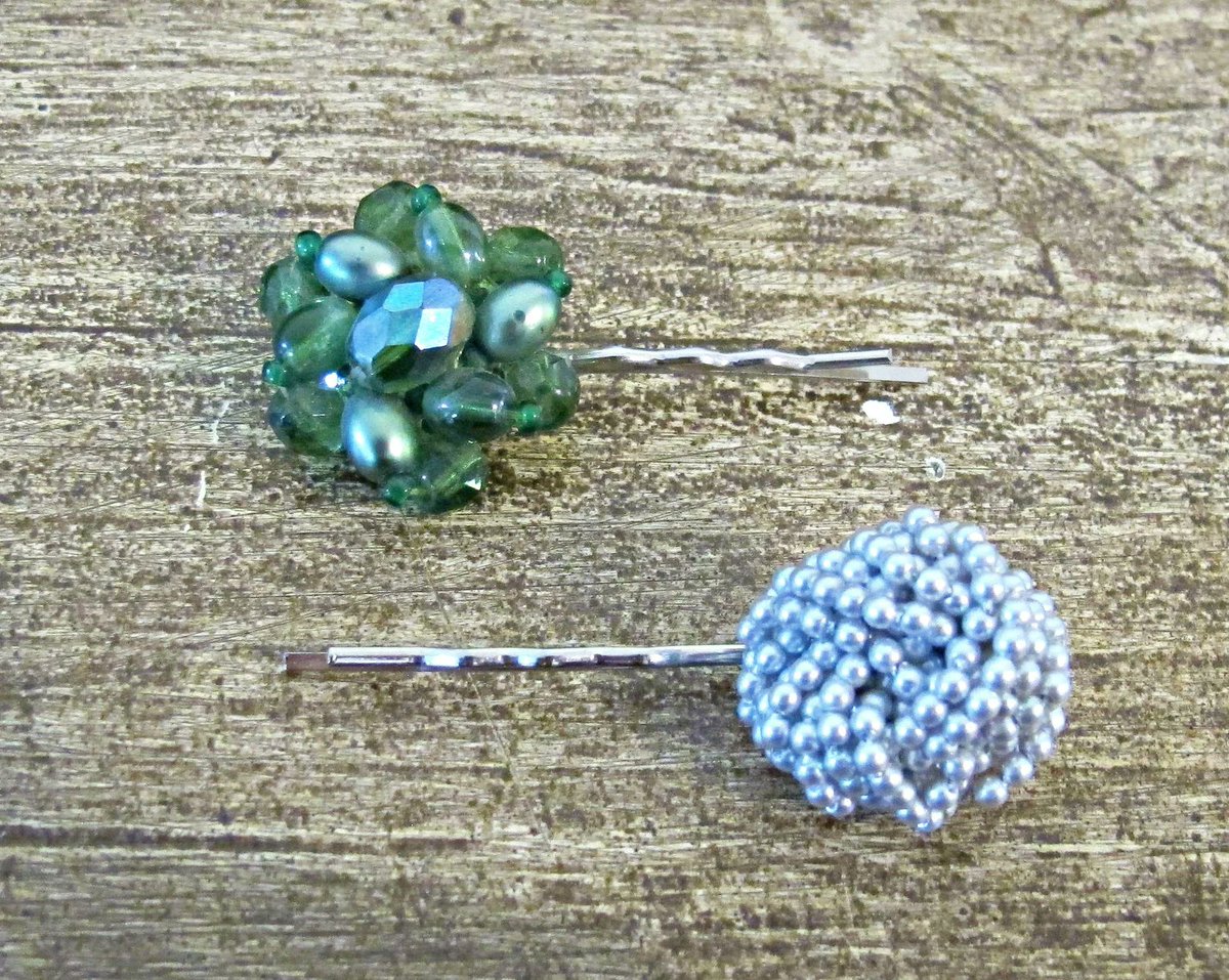 dspdavey's tweet image. Understated Jazz Age elegance for a night out with the girls.
Shop hair accessories: tinyurl.com/2f7pvdd7
facebook.com/TwoCheekyMonke…

#hairaccessories #jazzage #flapperstyle #gatsbystyle #womensaccessories #barrettes