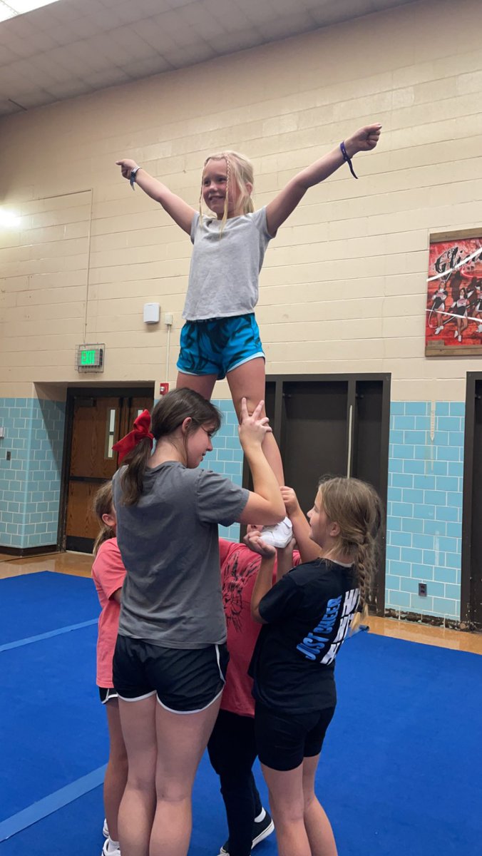 Elementary clinics are in full swing! 😊🎀