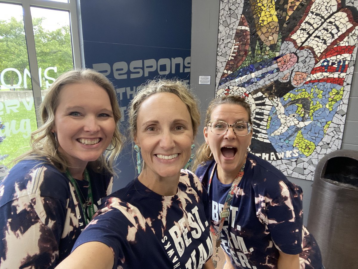 tiffany_brennan's tweet image. New year. New tie dye. And new games. Scavenger hunts bring out the competitive side. @NagelNighthawks two more sleeps before we kick off 23-24

#EveryMomentMatters #onenest #middleschoolmatters