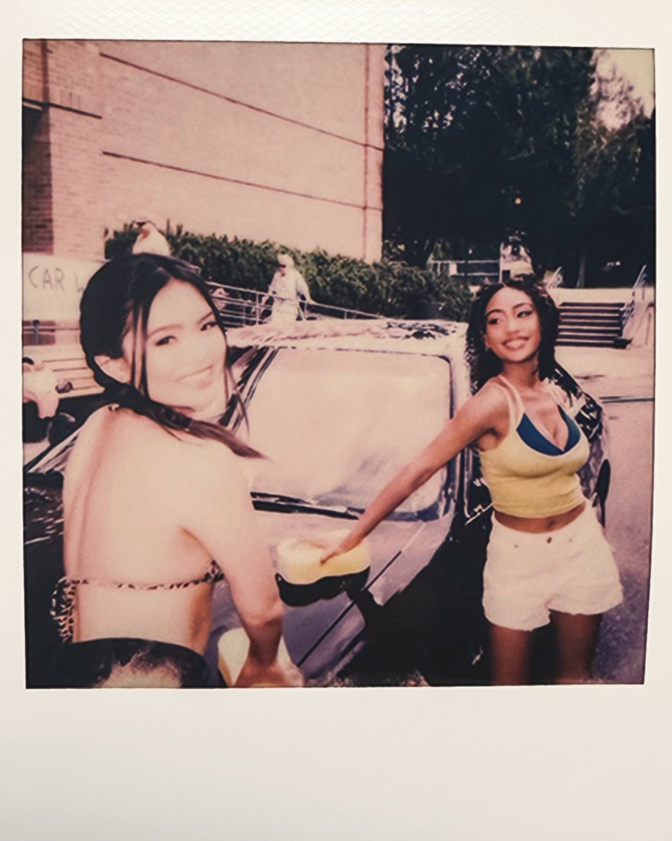 Cruel Summer tweet media