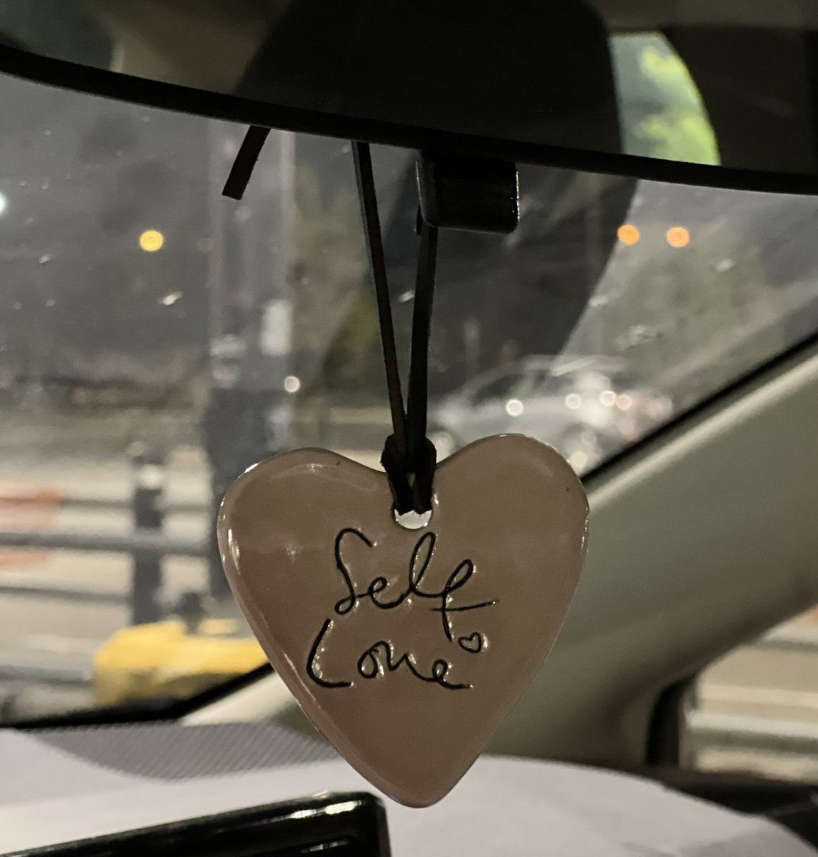 Megan Grimm tweet media