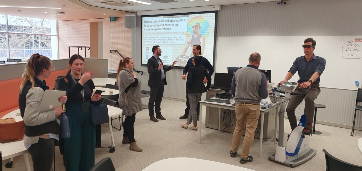 DIP_SouthAust's tweet photo. This morning, the DIP team attended a seminar led by @docmaarten, presenting the results of the #CollaborativeResearchFund project titled 'Developing neuroscience-based approaches to assessing and enhancing human cognitive performance in challenging operational environments'. https://t.co/06ci0L8Gc2