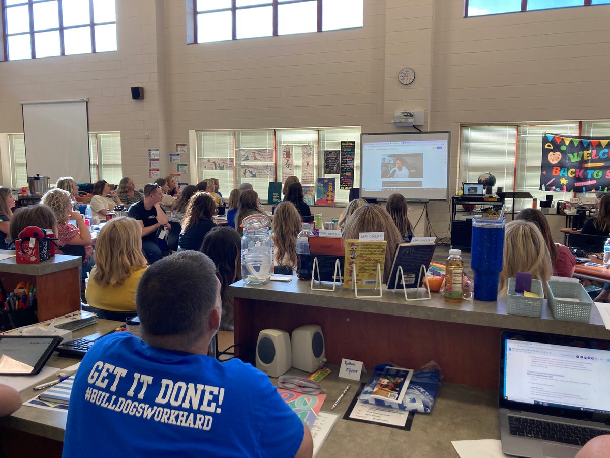watson4and8's tweet photo. What a perfect way to start our school year!! Thanks @gcouros for taking time to welcome our staff!!  “Change is an opportunity” - no truer words for our school right now!! Appreciate your encouragement!!!  💙#bethelthebeautiful #bethelthebest https://t.co/AKMqpGw5or
