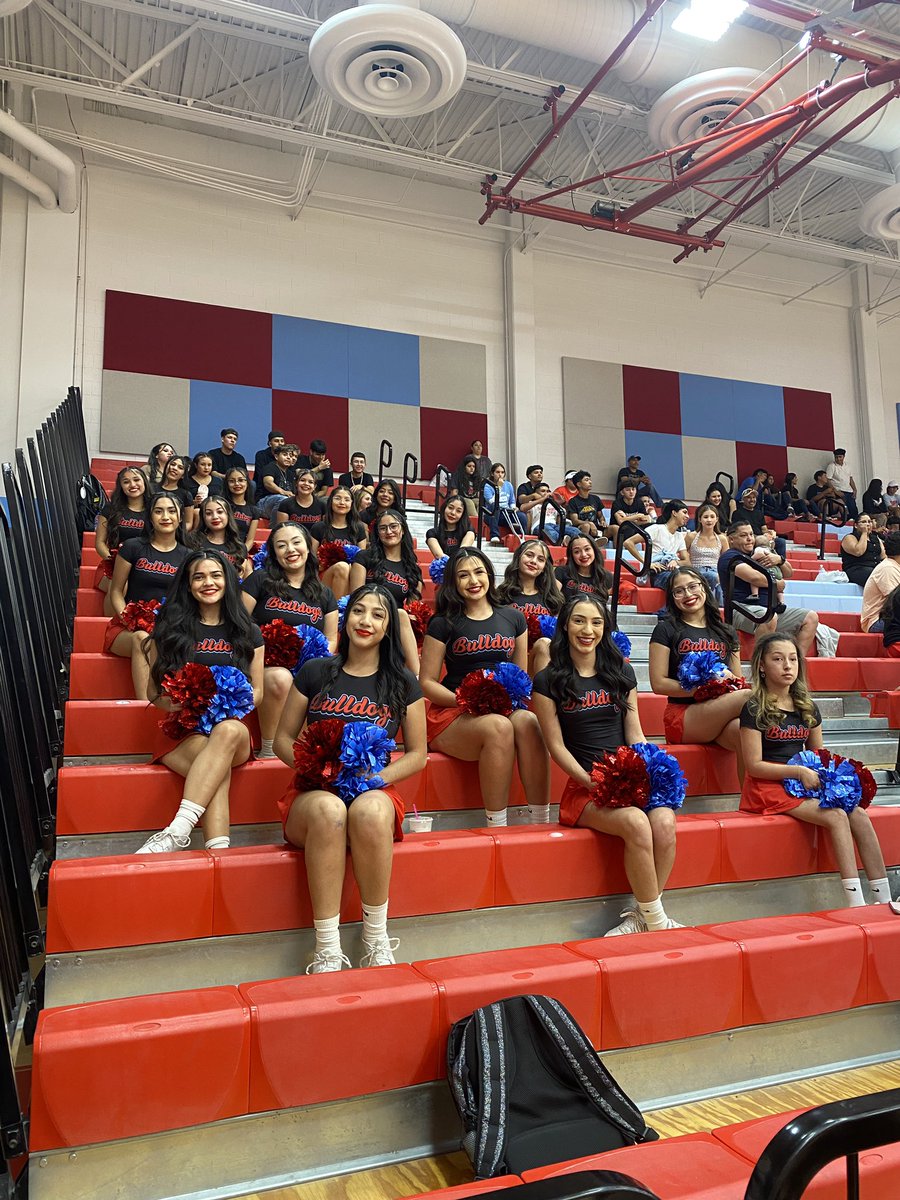 Mad Dog Cheer tweet media