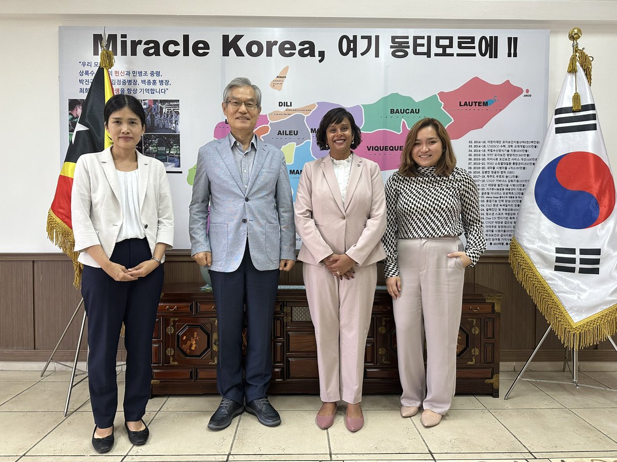 Chief of Mission @ihmashareef & program colleagues @IOMtimor_leste were delighted to meet Ambassador Shin Man-Taek of 🇰🇷 to discuss cont.cooperation on migration health, labour mobility, emigration & support to populations in hard to reach areas, especially border communities.