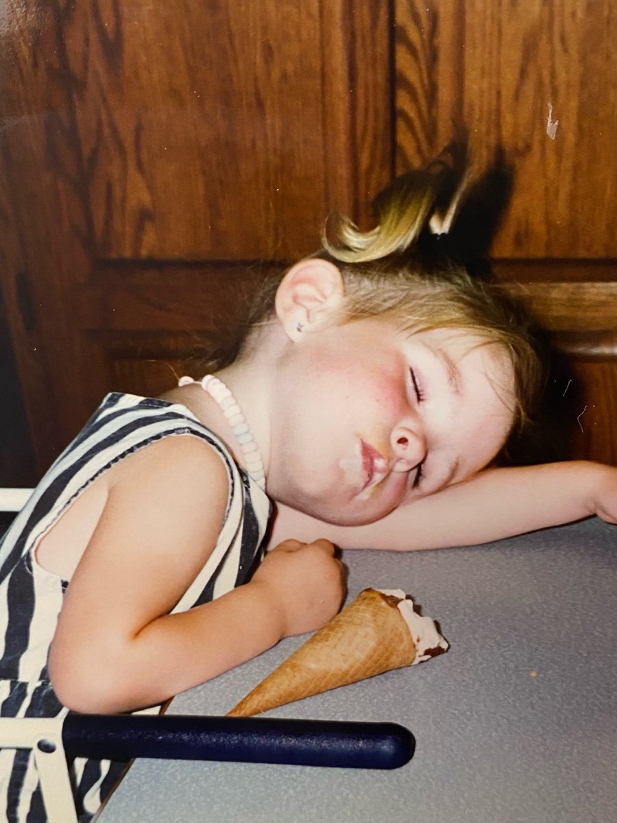 TenilleArts's tweet image. Baby T with the relatable #summerdontgo energy right now…