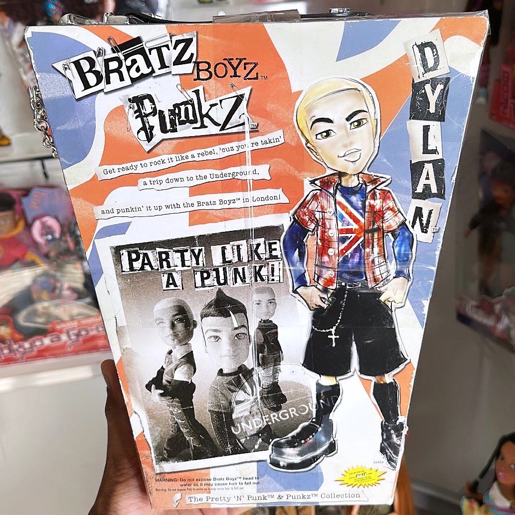 JuGalaxSea's tweet photo. 2005 Bratz Boyz Punkz Dylan 

#GalaxSeaBratz #PrettynPunk #BratzPunkz #BratzDylan #BratzCatz #BratzPetz https://t.co/5Wgw0imZwx