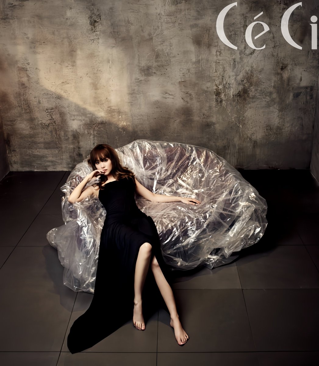 GoldenSparkleHD's tweet photo. #TB Jessica Jung for Ceci Magazine | OCT 2011 (4/5)
#JessicaJung #CeciMagazine https://t.co/UvxFNDgpJR