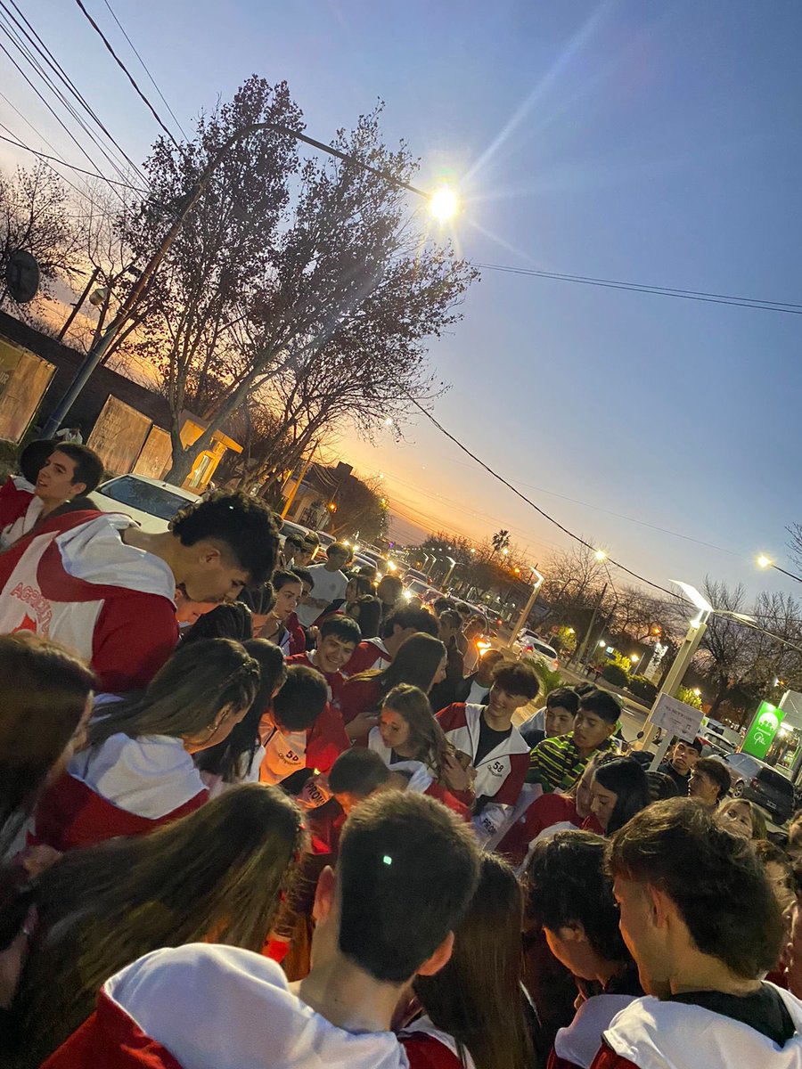 Empezó la mejor semana de todas🐔♾