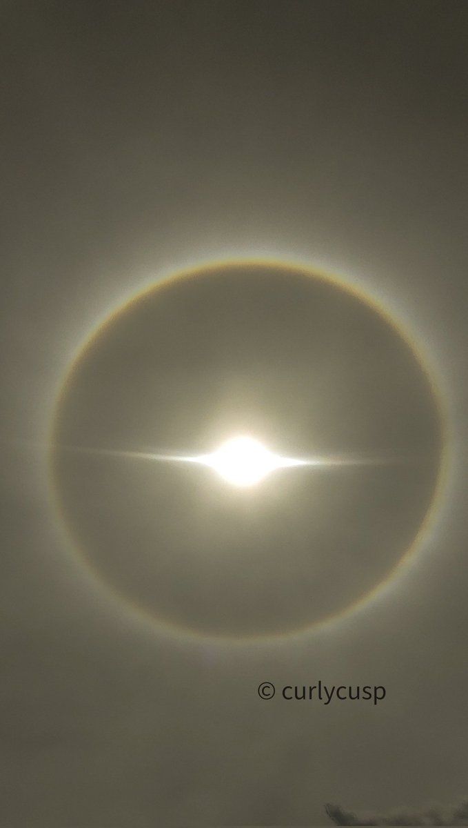 #ThePhotoHour #StormHour 22 degree halo  as seen on #IndependenceDay2023 #IndependenceDay #IndependenceDayIndia #IndependenceDayIndia2023 #IndependeceDay2023 #WednesdayMotivation ☀️ #PicOfTheDay #photooftheday #nature #natgeo #NaturePhotography