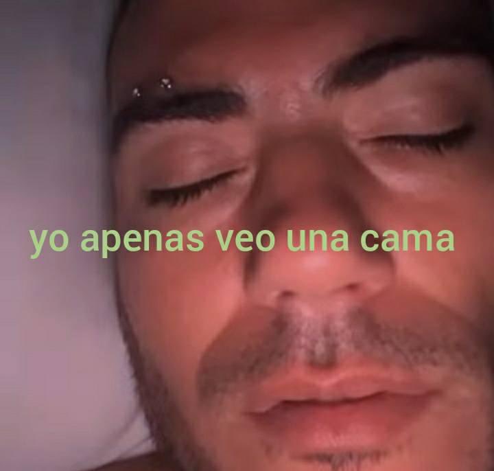 4ip4d3's tweet photo. aún estando en casa ajena https://t.co/hO5YpbvveJ