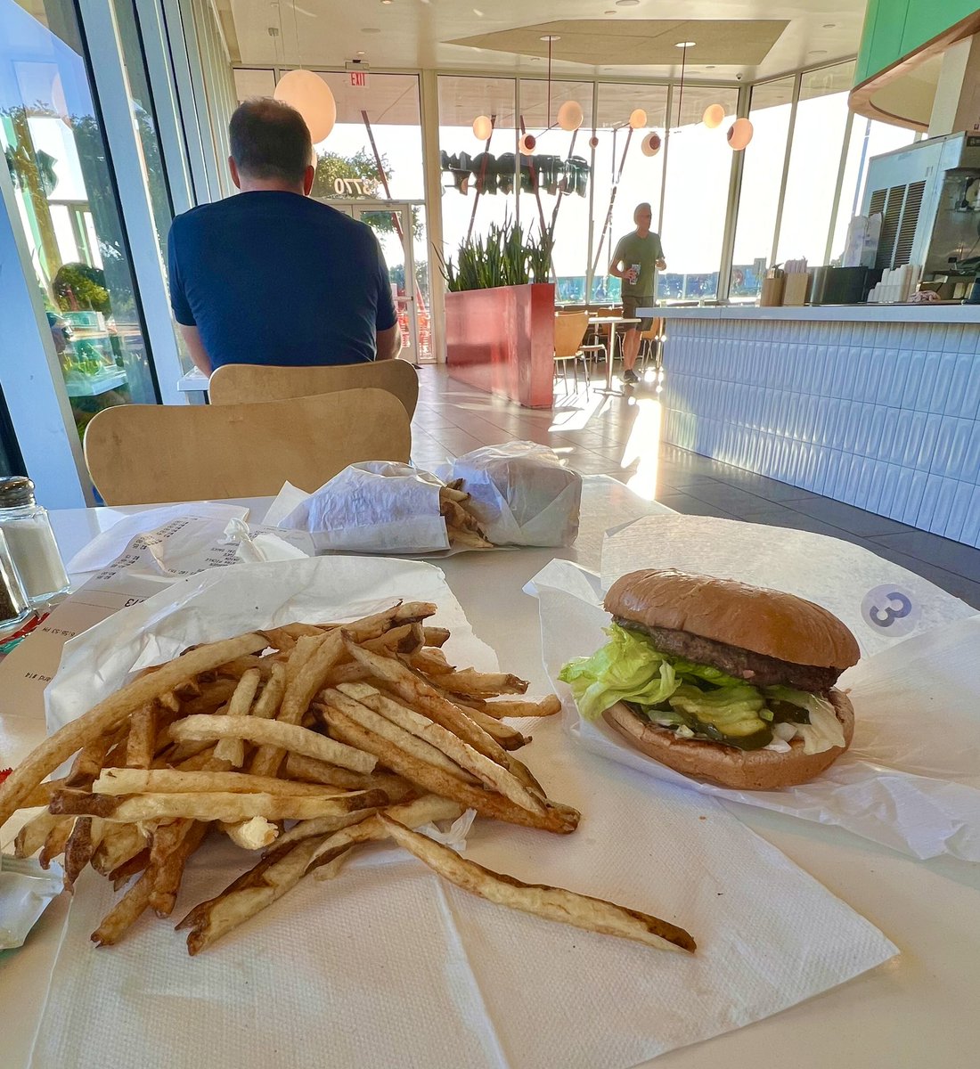 austinnmore's tweet photo. @pterrys when I don’t feel like cooking #atx #austinburger #pterrys #austineats #burgerandfries https://t.co/V990GlDxPZ