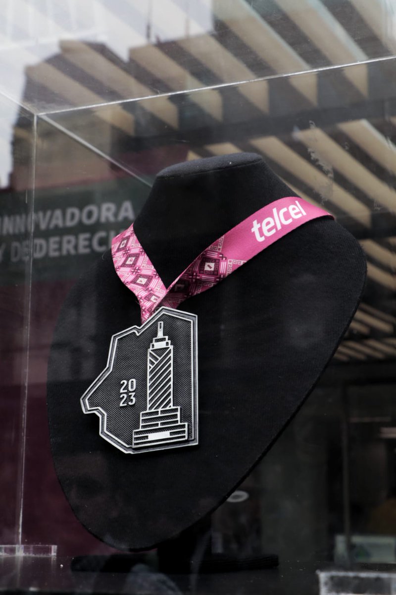 Maratón de la Ciudad de México Telcel tweet media