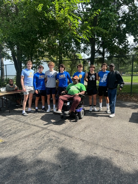 🏀 Impressive community service work done recently by the boy's basketball program! They assisted at the Greater Cleveland Food Bank at Euclid Beach Club. 

#WeAreNDCL